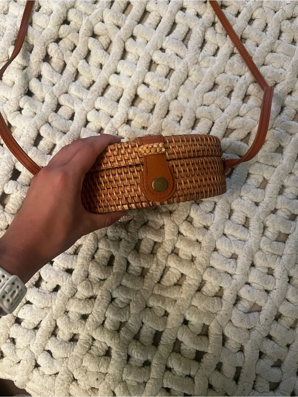Round Woven Crossbody Bag in Brown